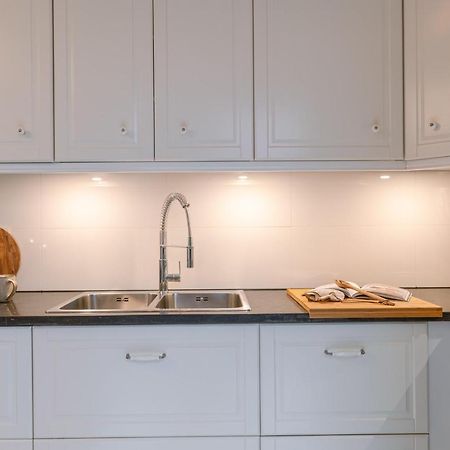 Authentic Apartment In The Heart Of Antuérpia Exterior foto