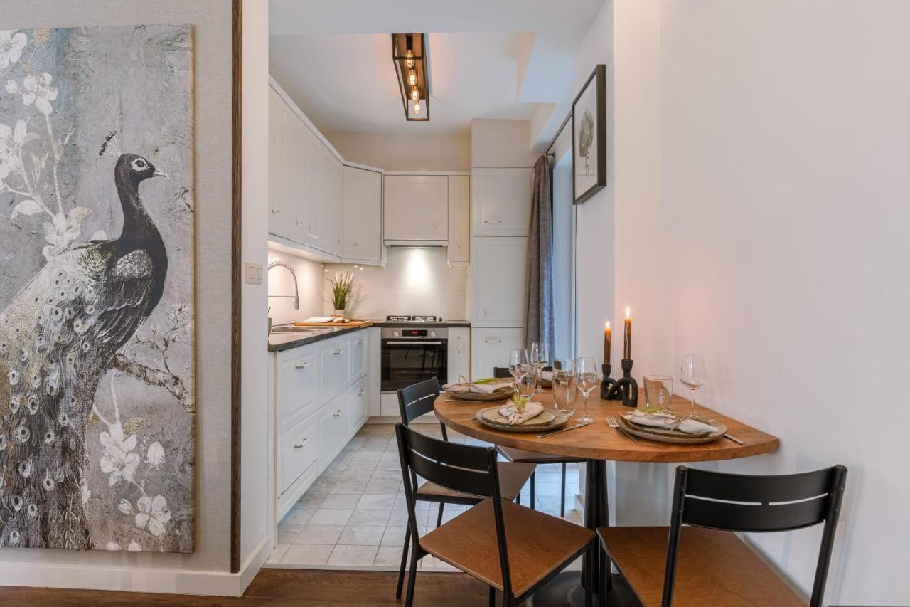 Authentic Apartment In The Heart Of Antuérpia Exterior foto