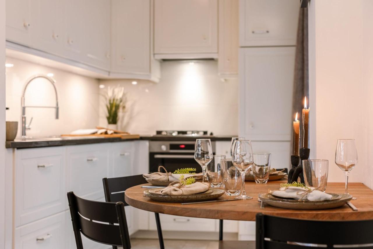 Authentic Apartment In The Heart Of Antuérpia Exterior foto