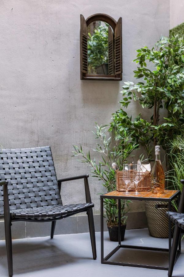 Authentic Apartment In The Heart Of Antuérpia Exterior foto
